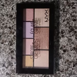 NYX Strobe of Genius Illuminating palette